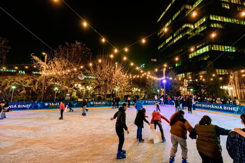 ICE Town, patinoarul din parcul Iulius Gardens s-a deschis într-un decor de poveste
